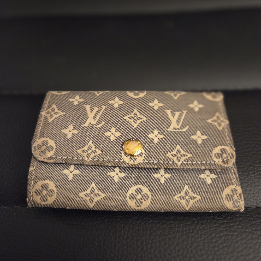 Louis Vuitton Monogram Idylle Multicles 6 Key Case Card Holder - CT0132